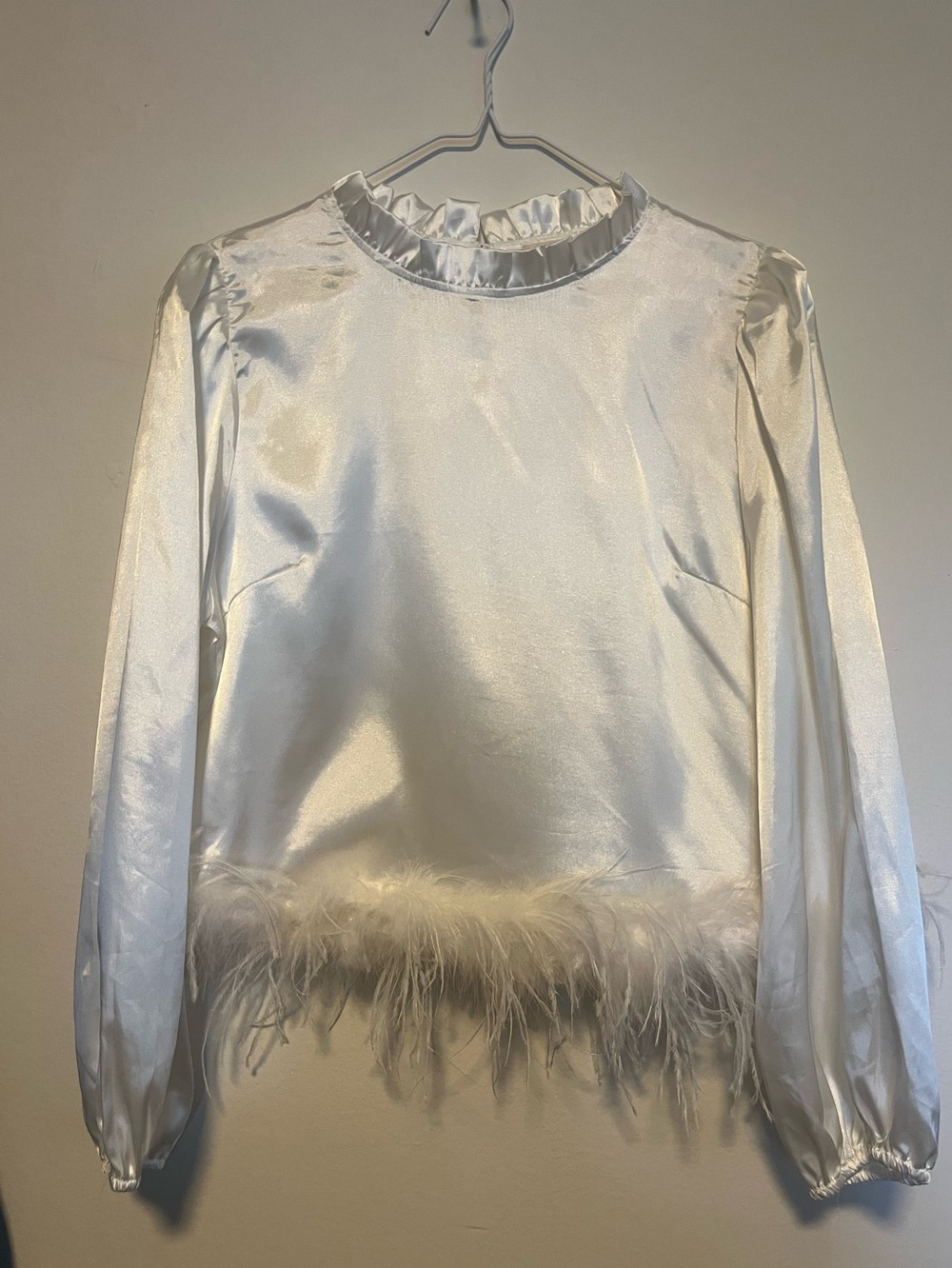 JODIFL White Satin Long Sleeve Top with Feather Hem